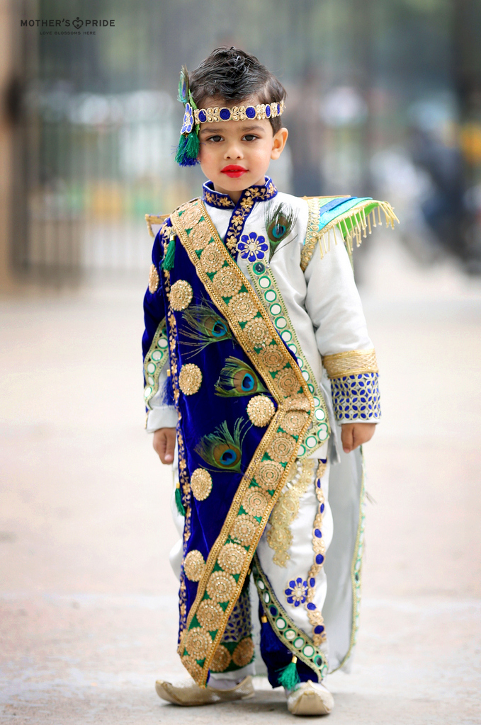 Fashion show dresses for boy on sale